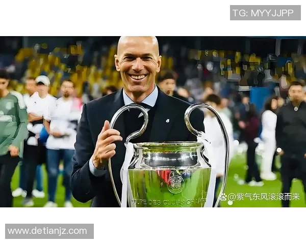 《绿茵传奇：从街头少年到足球巨星的奋斗之路》