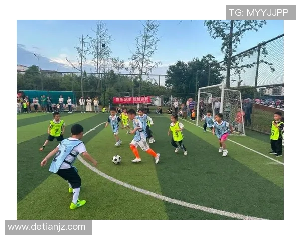 会用足球跳舞的球星让赛场变成舞台展现运动与艺术的完美融合 会用足球跳舞的球星让赛场变成舞台展现运动与艺术的完美融合