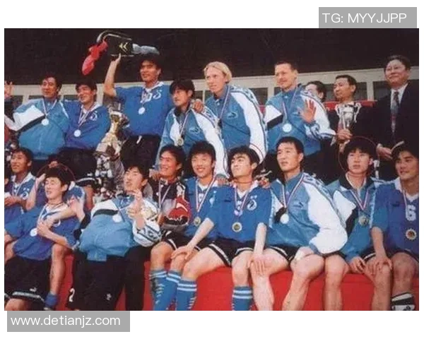 大连足球历史上最具影响力的球星及其传奇故事回顾