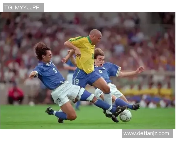 纵览足坛辉煌岁月细数那些令人难忘的经典足球巨星