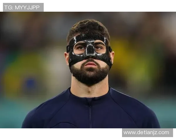 莫伦特斯是谁 足球天才的成长与传奇故事揭秘